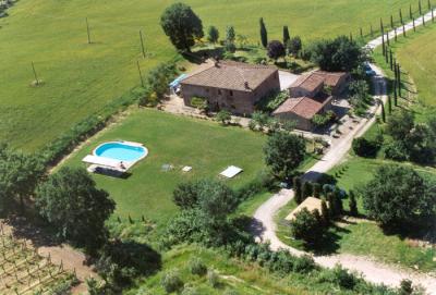 Farm/Ranch For sale in Valdichiana, Tuscany, Italy